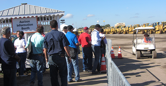 Buying heavy equipment and trucks at Ritchie Bros. Orlando auction Buying heavy equipment and trucks at Ritchie Bros. Orlando auction